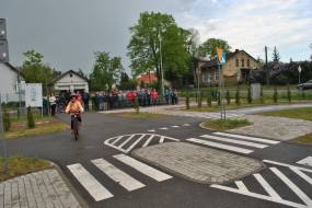 Egzamin praktyczny na kartę rowerową na Miasteczku Ruchu Drogowego w Cedrach Wielkich zorganizowany przez ŻOKiS.