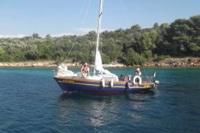 Pierwszy tydzień obozu żeglarskiego na Mali Iż w Chorwacji